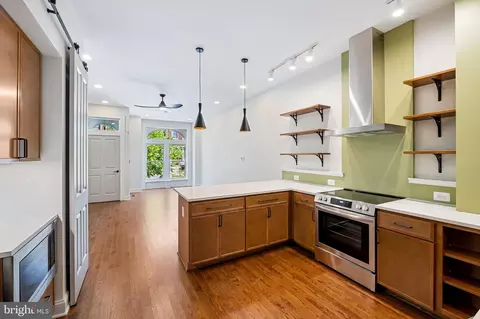 439 E 22nd St, Baltimore, MD 21218 photo 15