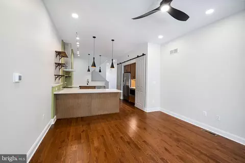 439 E 22nd St, Baltimore, MD 21218 photo 8