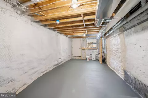 439 E 22nd St, Baltimore, MD 21218 photo 35