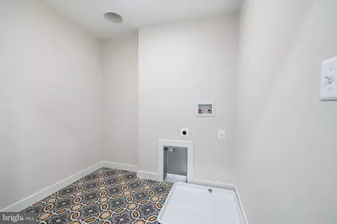 439 E 22nd St, Baltimore, MD 21218 photo 26