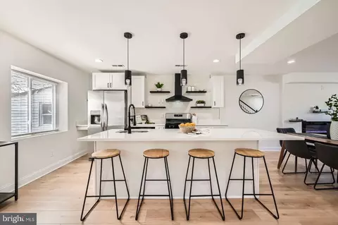 Kitchen - 5106 Pembridge Ave, Baltimore, MD 21215 photo 1 of 8