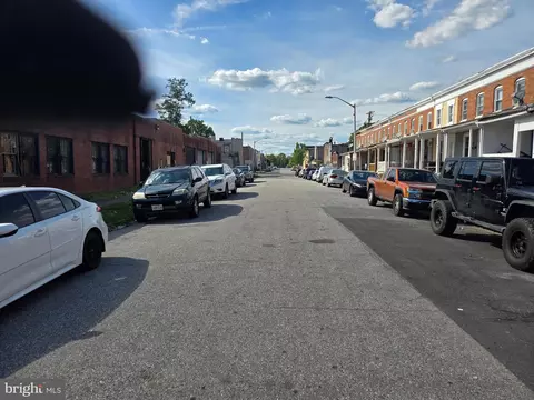 Exterior - 635 S Pulaski St, Baltimore, MD 21223 photo 3 of 3