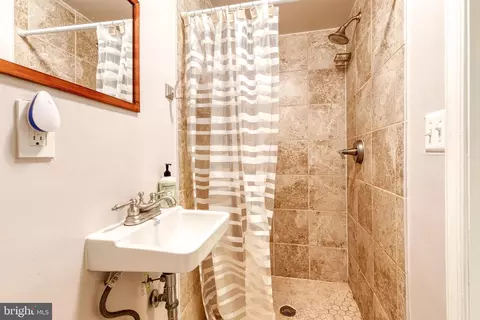 Bath - 3111 Tilden Dr, Baltimore, MD 21211 photo 4 of 4