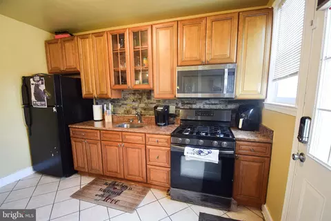 3820 Dolfield Ave, Baltimore, MD 21215 photo 16