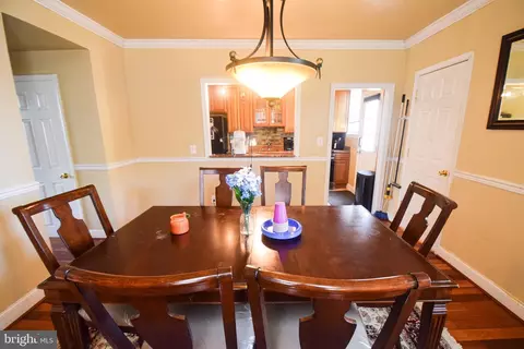 3820 Dolfield Ave, Baltimore, MD 21215 photo 9