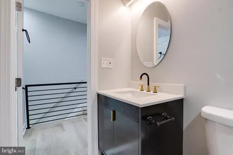 Bath - 5002 Chalgrove Ave, Baltimore, MD 21215 photo 2 of 6
