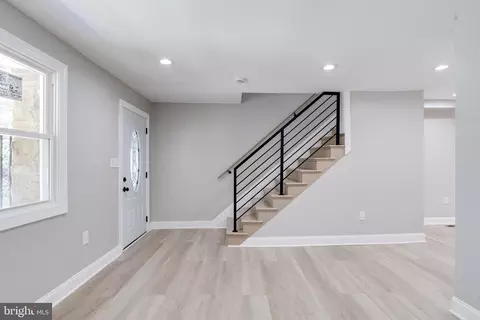 Entry Way - 5002 Chalgrove Ave, Baltimore, MD 21215 photo 1 of 10