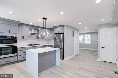 Kitchen - 5002 Chalgrove Ave, Baltimore, MD 21215 photo 2 of 7