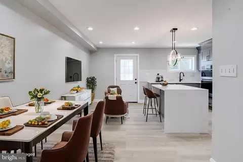 Dining - 5002 Chalgrove Ave, Baltimore, MD 21215 photo 1 of 1