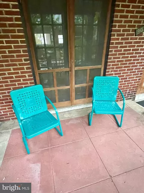 909 Mckewin Ave, Baltimore, MD 21218 photo 3