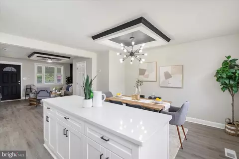 1020 Wicklow Rd, Baltimore, MD 21229 photo 14