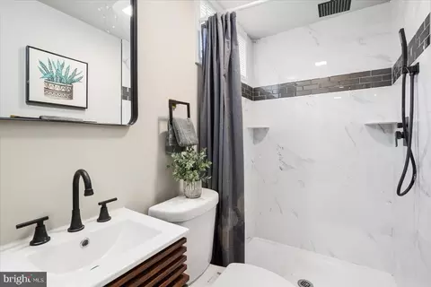 1020 Wicklow Rd, Baltimore, MD 21229 photo 37
