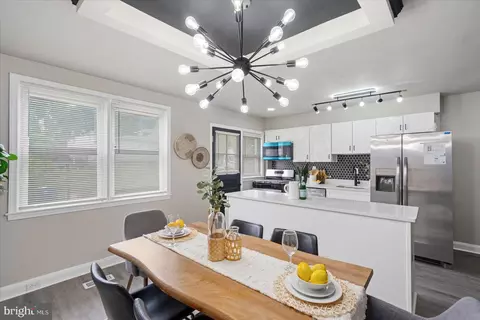 1020 Wicklow Rd, Baltimore, MD 21229 photo 9