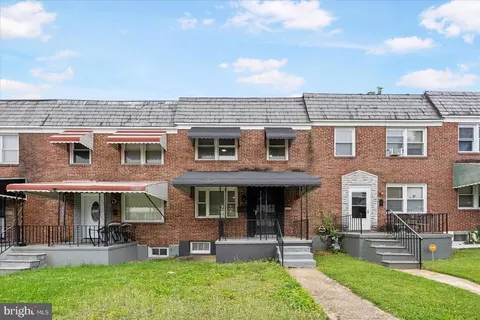 1020 Wicklow Rd, Baltimore, MD 21229 photo 2