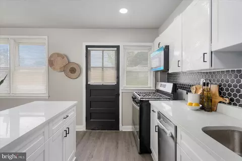 1020 Wicklow Rd, Baltimore, MD 21229 photo 15