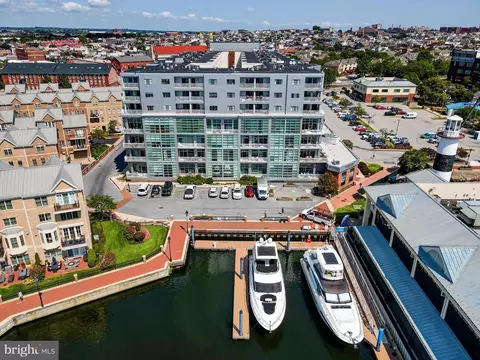 Exterior - 2702 Lighthouse Pt E #638, Baltimore, MD 21224 photo 9 of 11