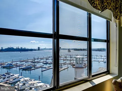 View/Area - 2702 Lighthouse Pt E #638, Baltimore, MD 21224 photo 3 of 19