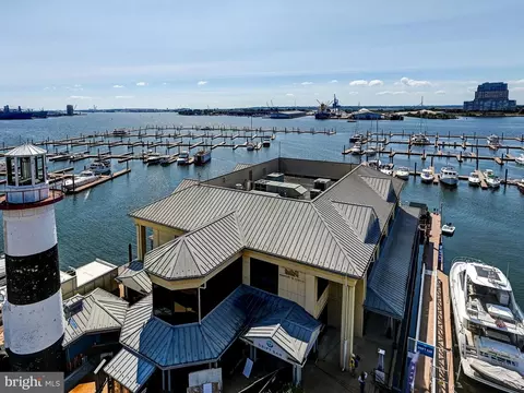 View/Area - 2702 Lighthouse Pt E #638, Baltimore, MD 21224 photo 15 of 19