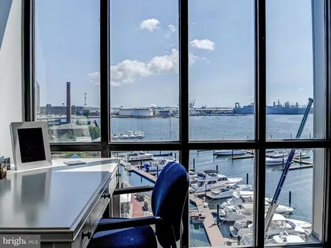 View/Area - 2702 Lighthouse Pt E #638, Baltimore, MD 21224 photo 4 of 19