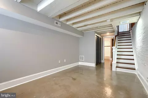 1229 Wall St, Baltimore, MD 21230 photo 8