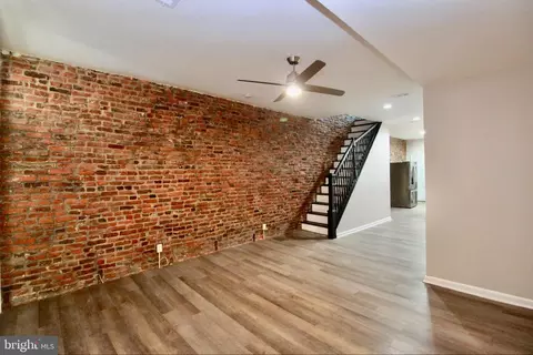 Entry Way - 434 E 28th St, Baltimore, MD 21218 photo 3 of 12