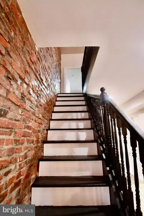 Entry Way - 434 E 28th St, Baltimore, MD 21218 photo 8 of 12