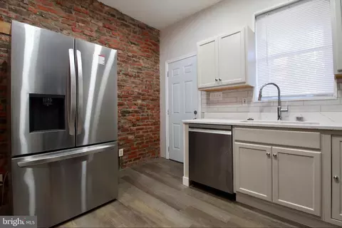 Entry Way - 434 E 28th St, Baltimore, MD 21218 photo 6 of 12