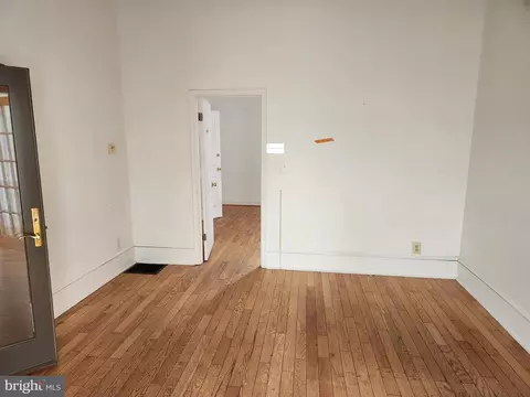 Living - 1304 Mcculloh St, Baltimore, MD 21217 photo 1 of 3
