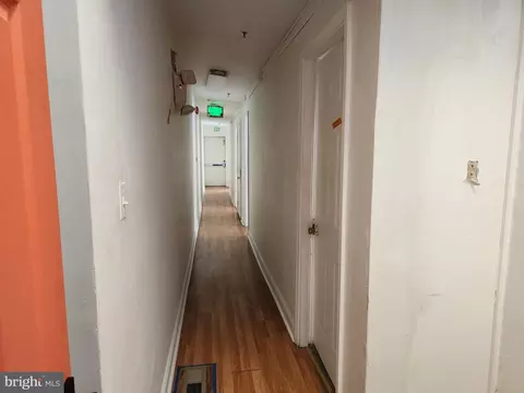 Entry Way - 1304 Mcculloh St, Baltimore, MD 21217 photo 7 of 9
