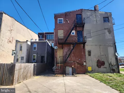 Exterior - 1304 Mcculloh St, Baltimore, MD 21217 photo 1 of 1
