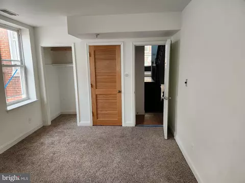 Bedroom - 1304 Mcculloh St, Baltimore, MD 21217 photo 2 of 5