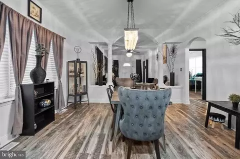 Entry Way - 3603 2nd St, Baltimore, MD 21225 photo 3 of 4