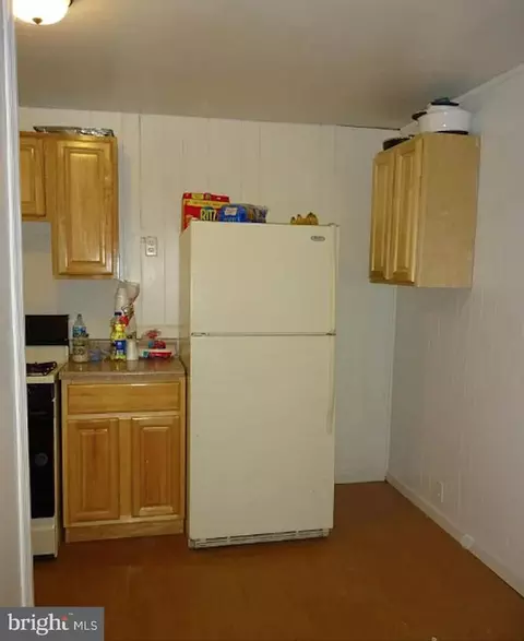 2908 Poplar Ter, Baltimore, MD 21216 photo 5