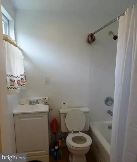 2908 Poplar Ter, Baltimore, MD 21216 photo 6