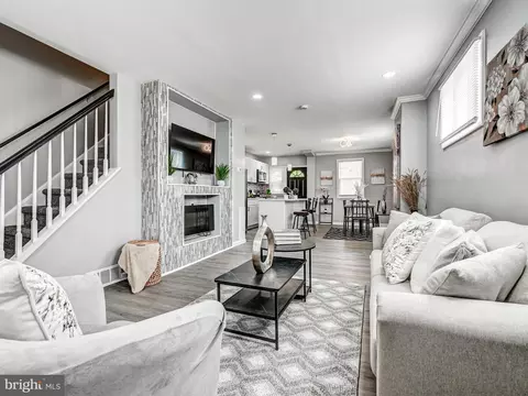 Living - 3812 Midheights Rd, Baltimore, MD 21215 photo 1 of 2
