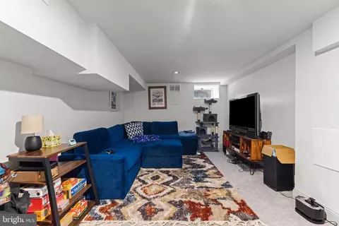 3437 Ash St, Baltimore, MD 21211 photo 36