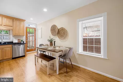 234 E Barney St E, Baltimore, MD 21230 photo 10