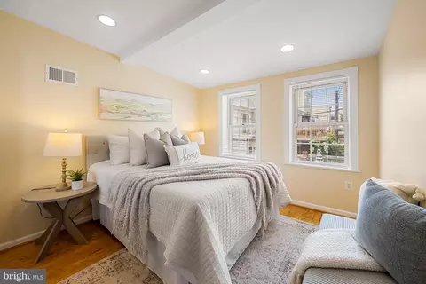 234 E Barney St E, Baltimore, MD 21230 photo 15