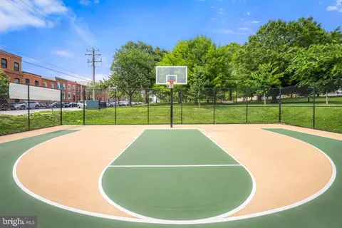 234 E Barney St E, Baltimore, MD 21230 photo 32
