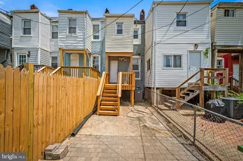 Exterior - 2618 Miles Ave, Baltimore, MD 21211 photo 3 of 4