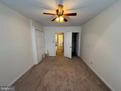 Bedroom - 1008 Stiles St, Baltimore, MD 21202 photo 3 of 6