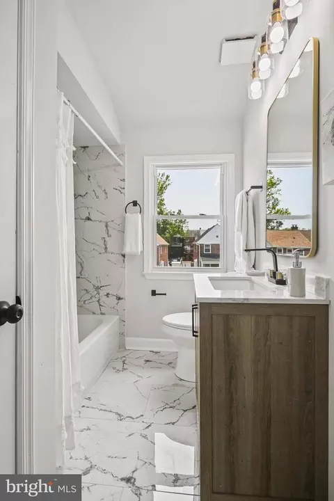 Bath - 1324 Kitmore Rd, Baltimore, MD 21239 photo 2 of 8
