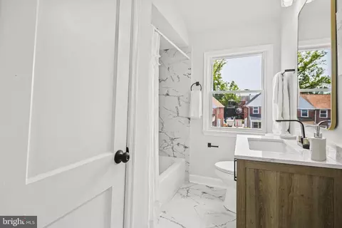 Bath - 1324 Kitmore Rd, Baltimore, MD 21239 photo 1 of 8