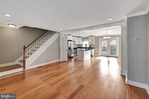 3927 Yolando Rd, Baltimore, MD 21218 photo 6