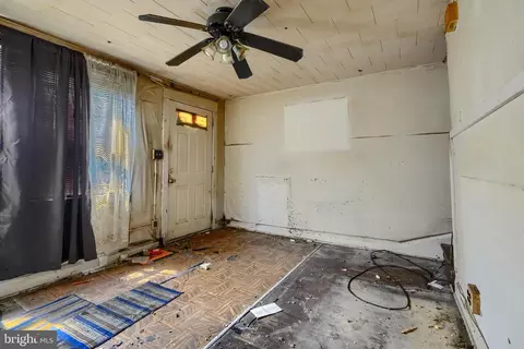 Entry Way - 2837 Round Rd, Baltimore, MD 21225 photo 1 of 2