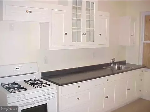 420 N Glover St, Baltimore, MD 21224 photo 4