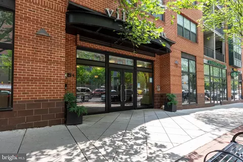 3201 Saint Paul St #410, Baltimore, MD 21218