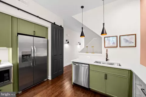 432 E 22nd St, Baltimore, MD 21218 photo 18