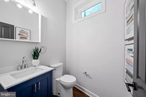 432 E 22nd St, Baltimore, MD 21218 photo 22