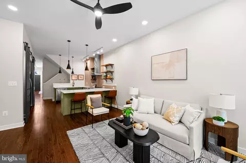 432 E 22nd St, Baltimore, MD 21218 photo 6